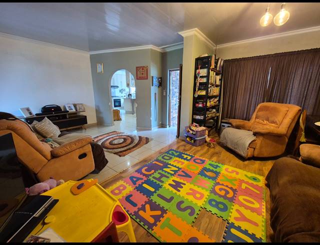 3 BEDROOM HOUSE FOR SALE IN WALDRIFT